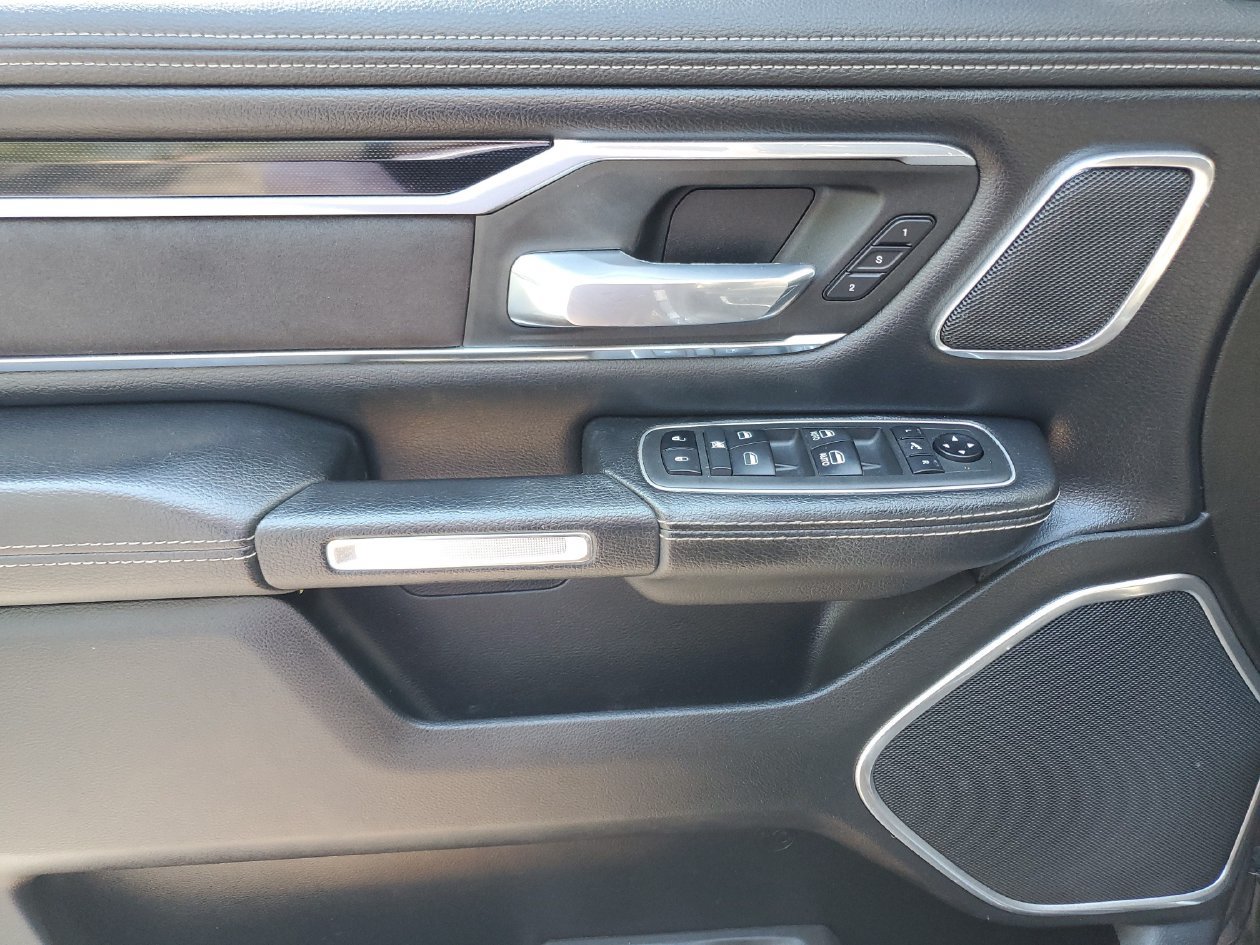 Used 2021 RAM 1500 Laramie RWD image 16