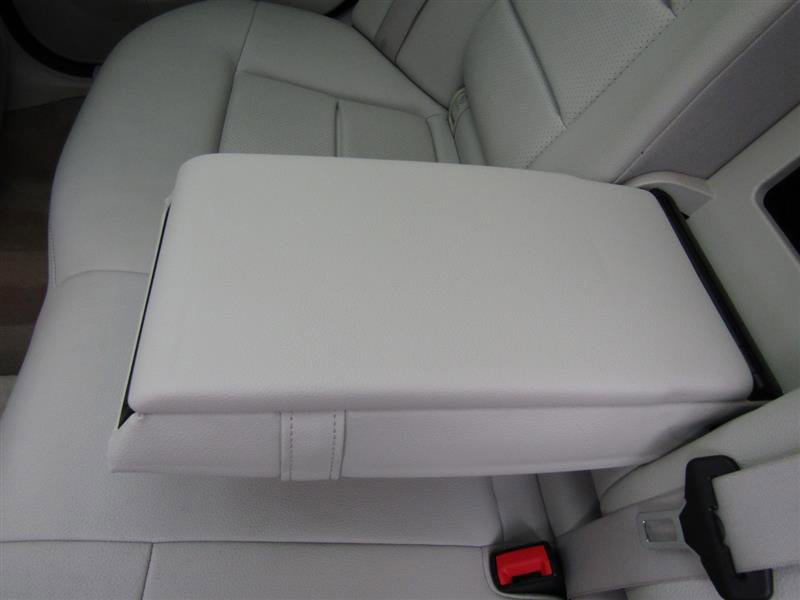 Used 2015 Mercedes-Benz E 350 Sedan w/ Premium 1 Package image 29