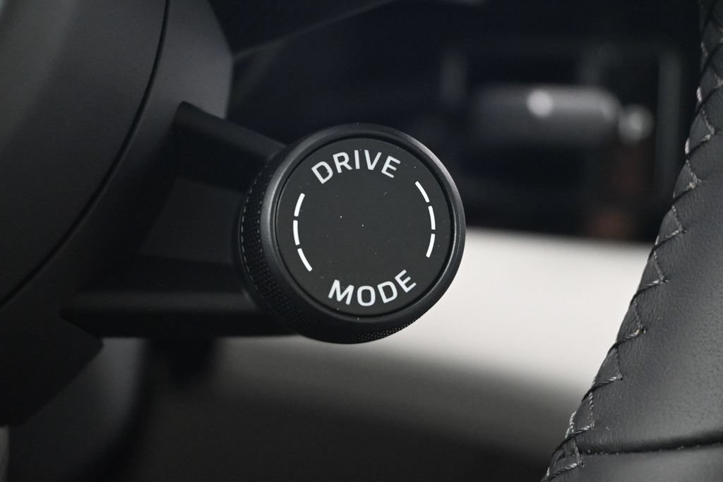 New 2026 Porsche Taycan AWD/4WD image 25