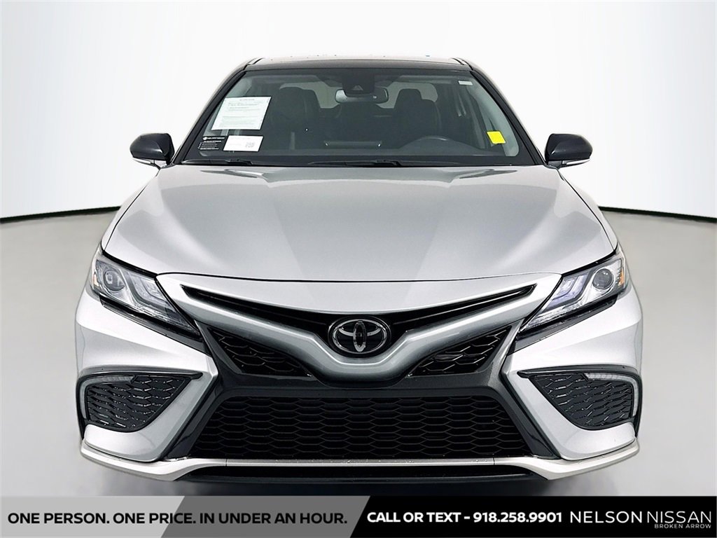 Used 2022 Toyota Camry XSE image 2