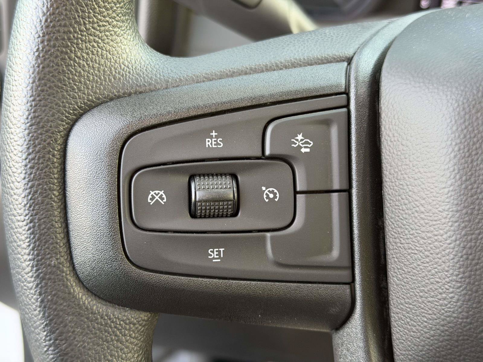 Used 2025 GMC Sierra 2500 Pro AWD/4WD image 16