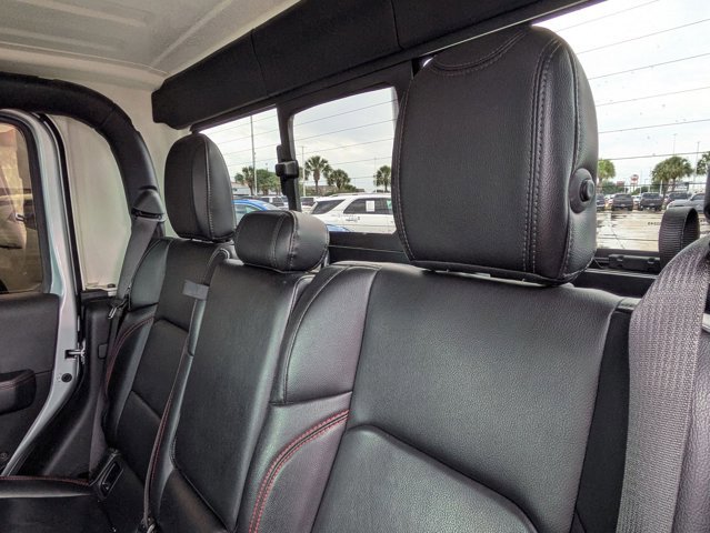 Used 2022 Jeep Gladiator Rubicon w/ LED Lighting Group AWD/4WD image 15