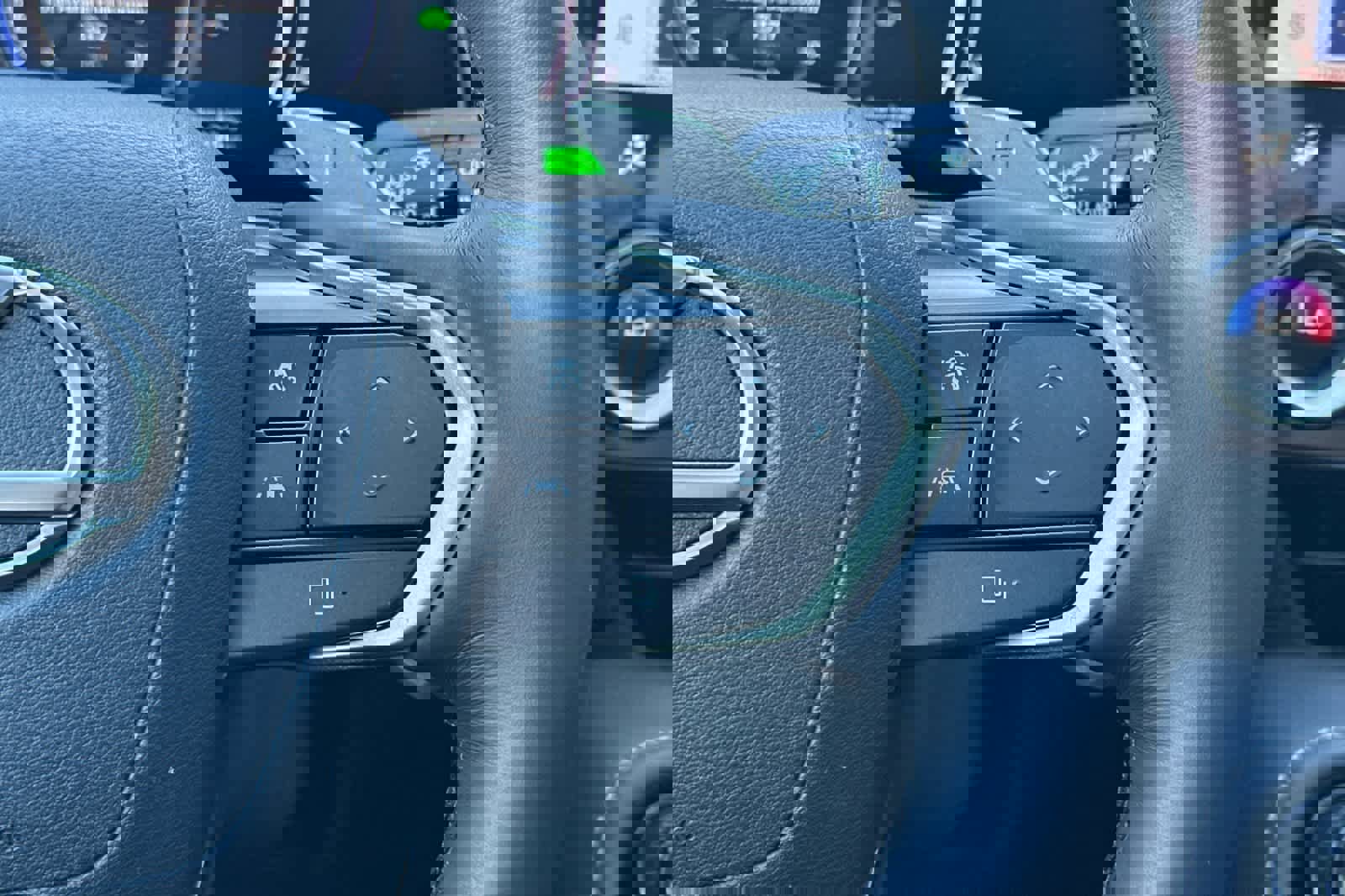 Certified 2025 Lexus NX 350h AWD w/ Accessory Package (2T) image 28