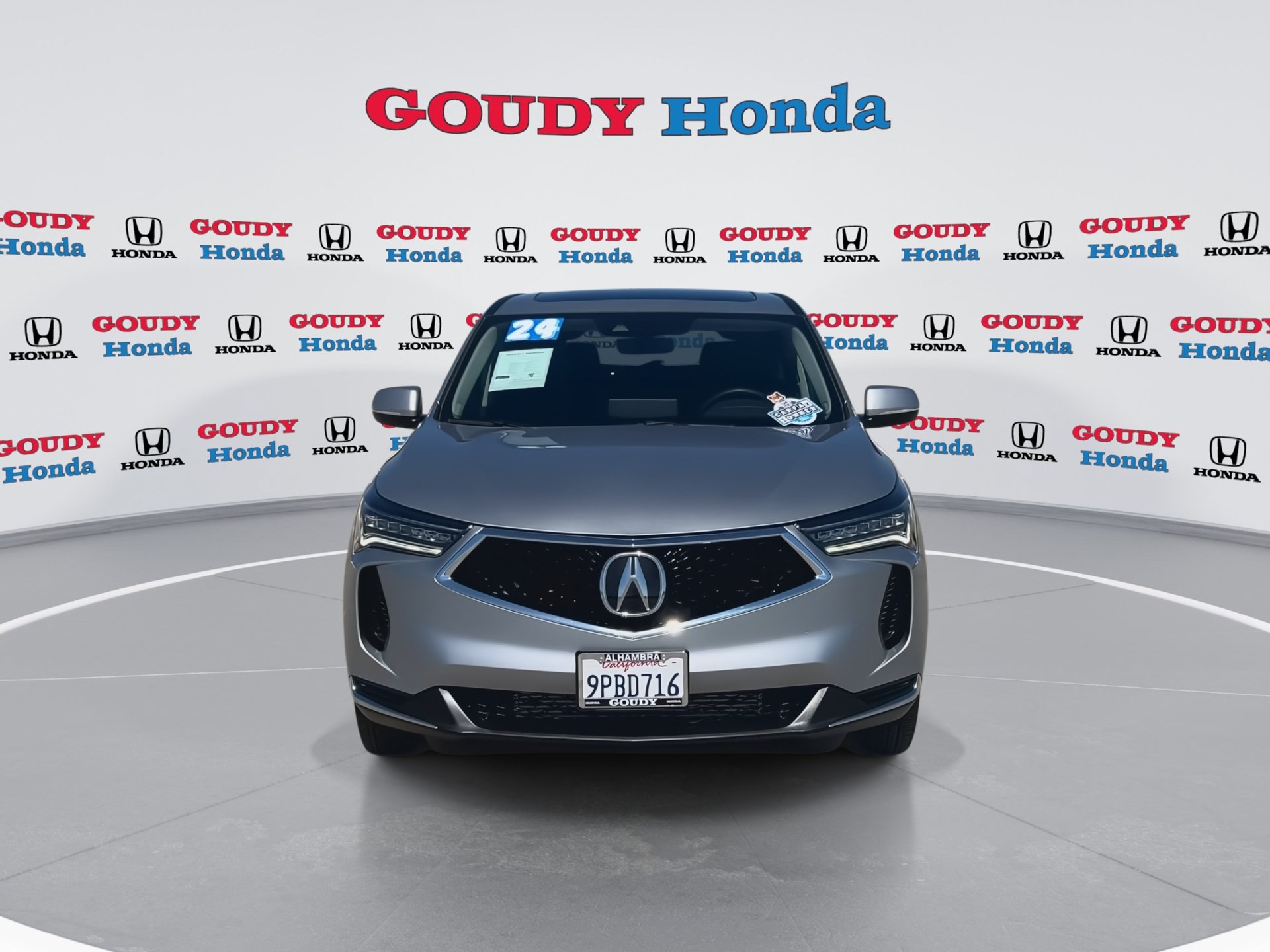 Used 2024 Acura RDX SH-AWD image 3