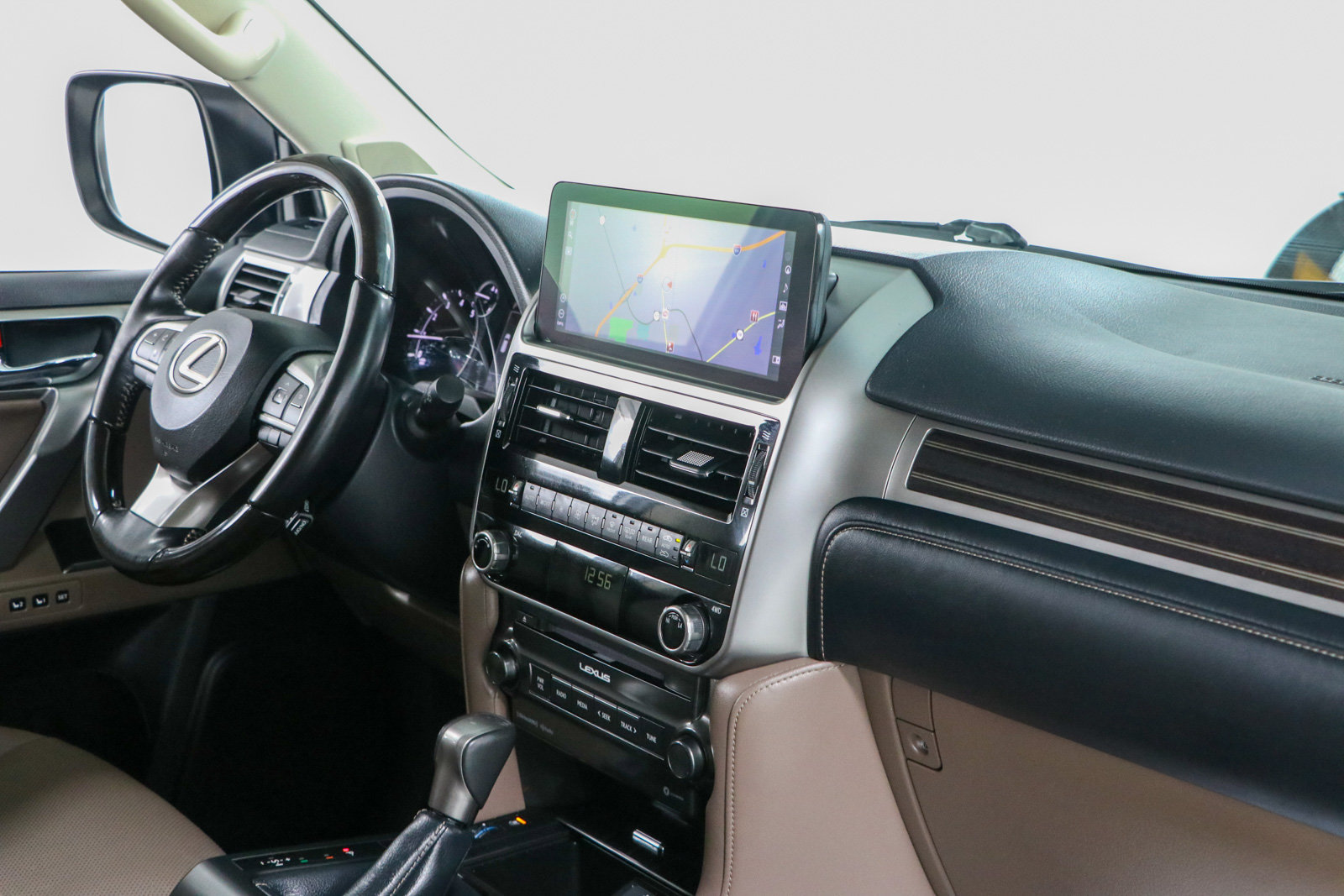 Used 2023 Lexus GX 460 Premium w/ Premium Package AWD/4WD image 28