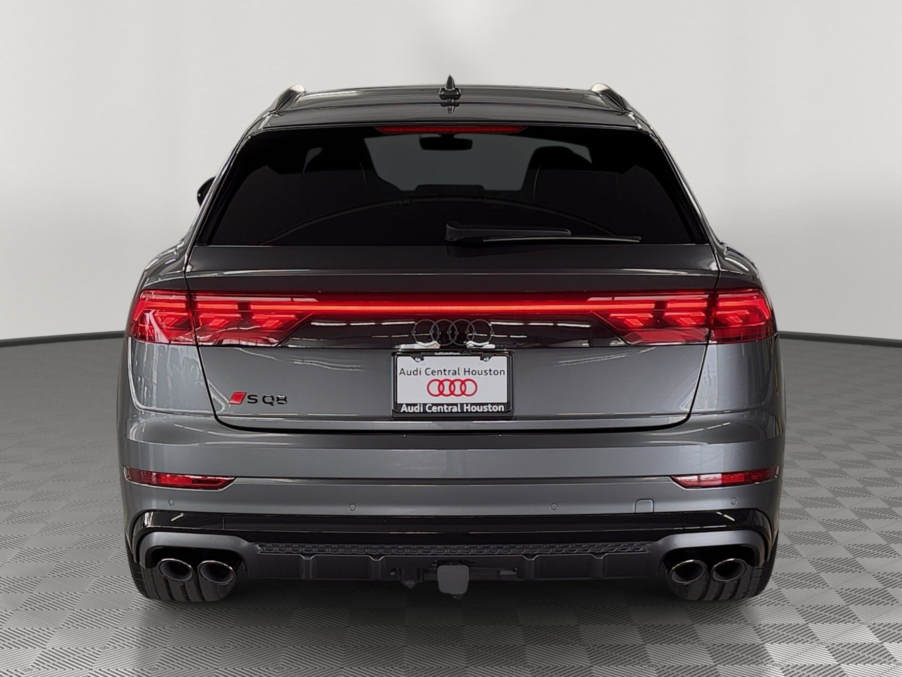New 2026 Audi SQ8 Prestige AWD/4WD image 10