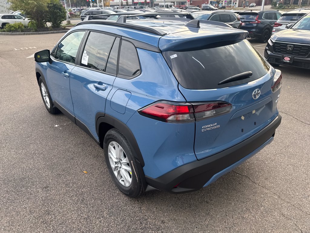 New 2026 Toyota Corolla Cross LE AWD/4WD image 5