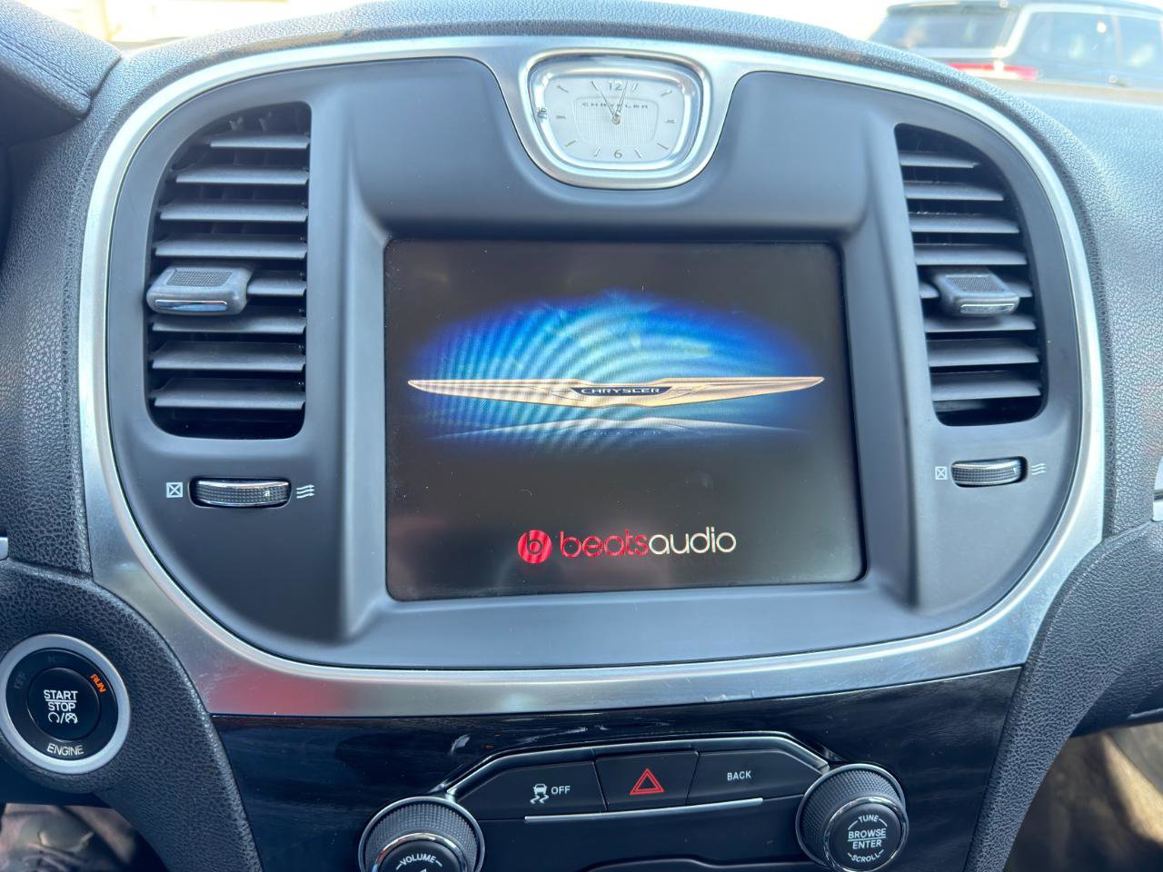 Used 2015 Chrysler 300 Limited w/ Driver Convenience Group image 45