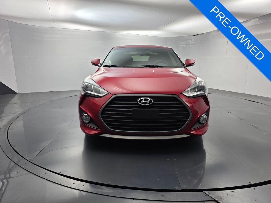 Used 2016 Hyundai Veloster Turbo w/ Option Group 04 FWD image 2
