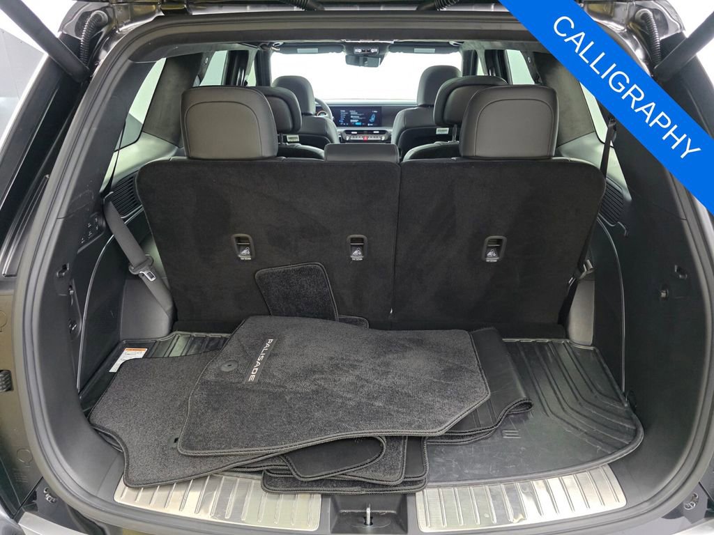 Used 2026 Hyundai Palisade Calligraphy image 17