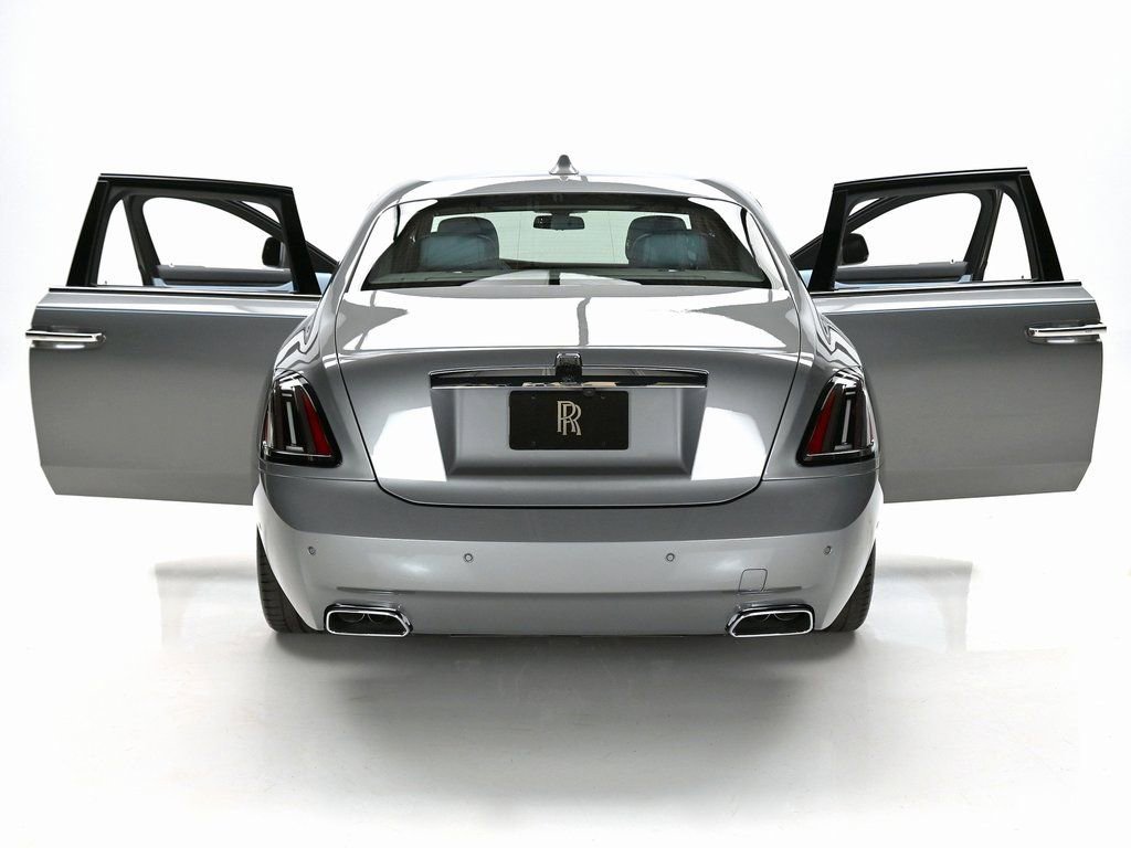 New 2026 Rolls-Royce Ghost Extended Wheelbase image 10
