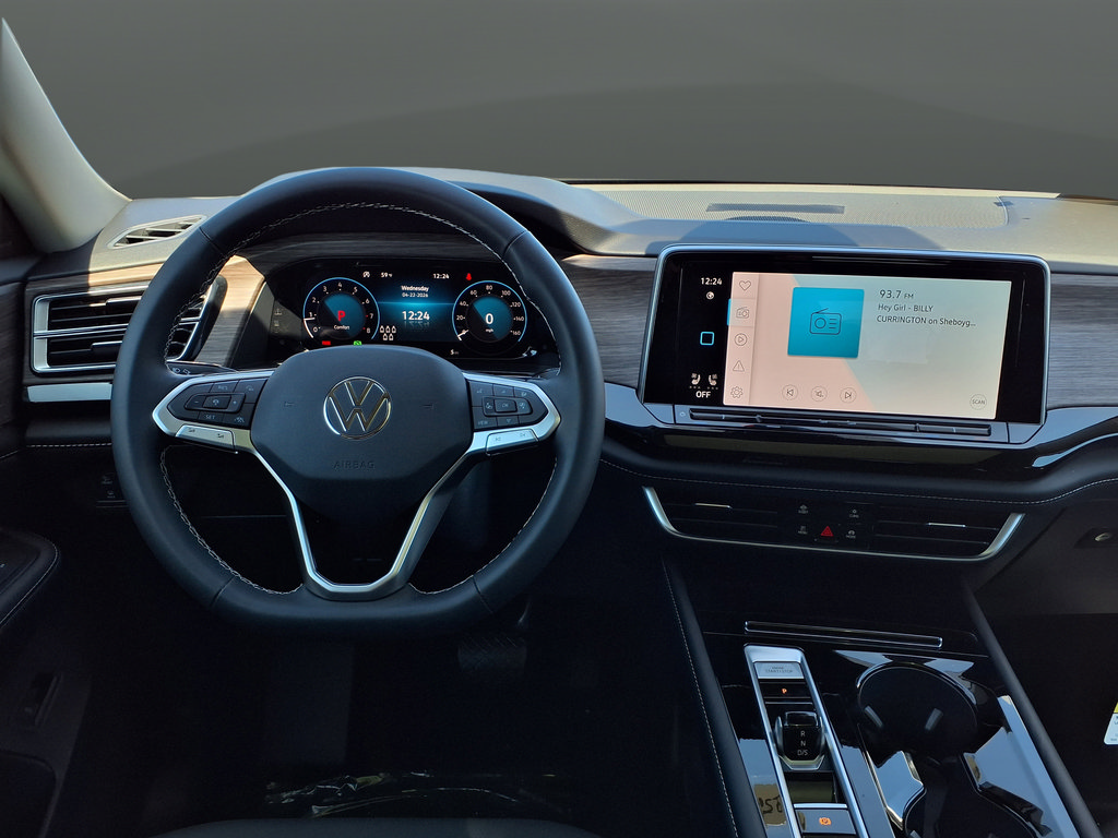 New 2026 Volkswagen Atlas SEL AWD/4WD image 14