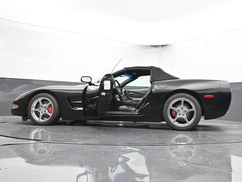 Used 2003 Chevrolet Corvette Convertible w/ Preferred Equipment Group1 image 78