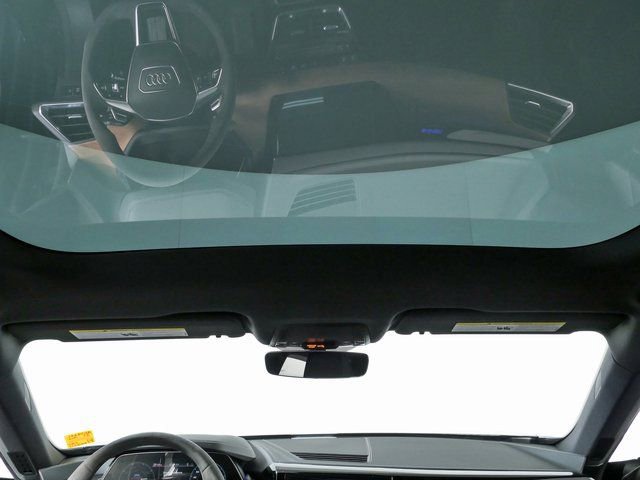 Used 2023 Audi e-tron GT Prestige w/ Prestige Package image 20