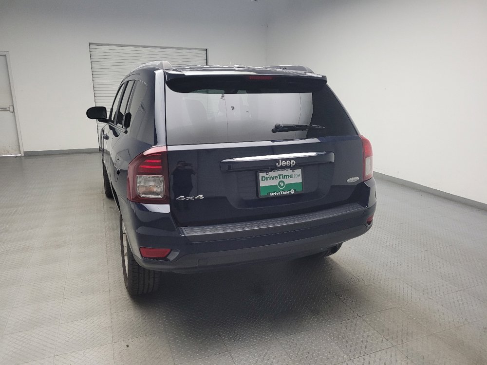 Used 2017 Jeep Compass Latitude AWD/4WD image 6