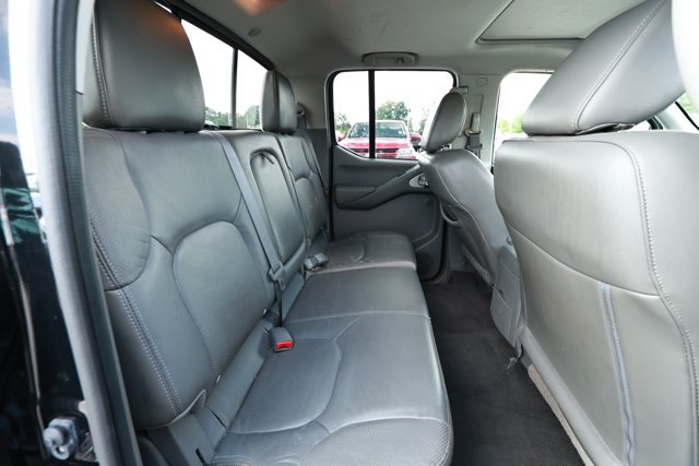 Used 2019 Nissan Frontier SL RWD image 28