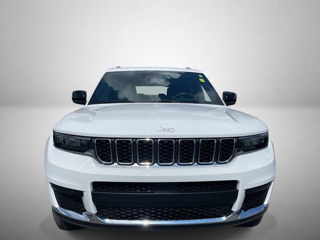 Used 2025 Jeep Grand Cherokee L Laredo w/ Luxury Tech Group I AWD/4WD image 8