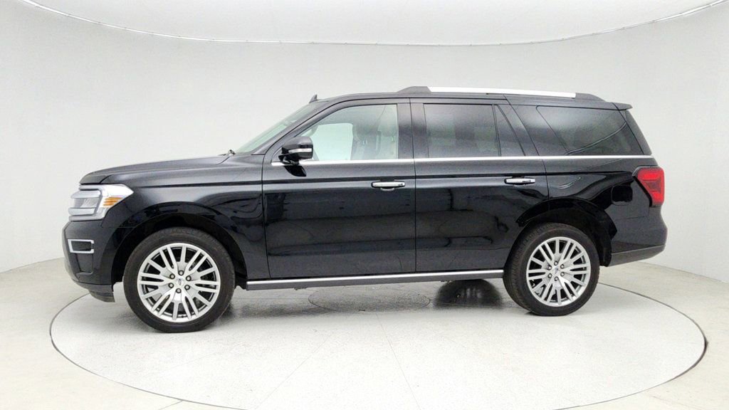 Used 2023 Ford Expedition Limited image 8