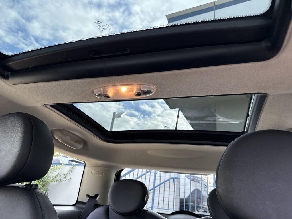 Used 2013 MINI Cooper S image 29