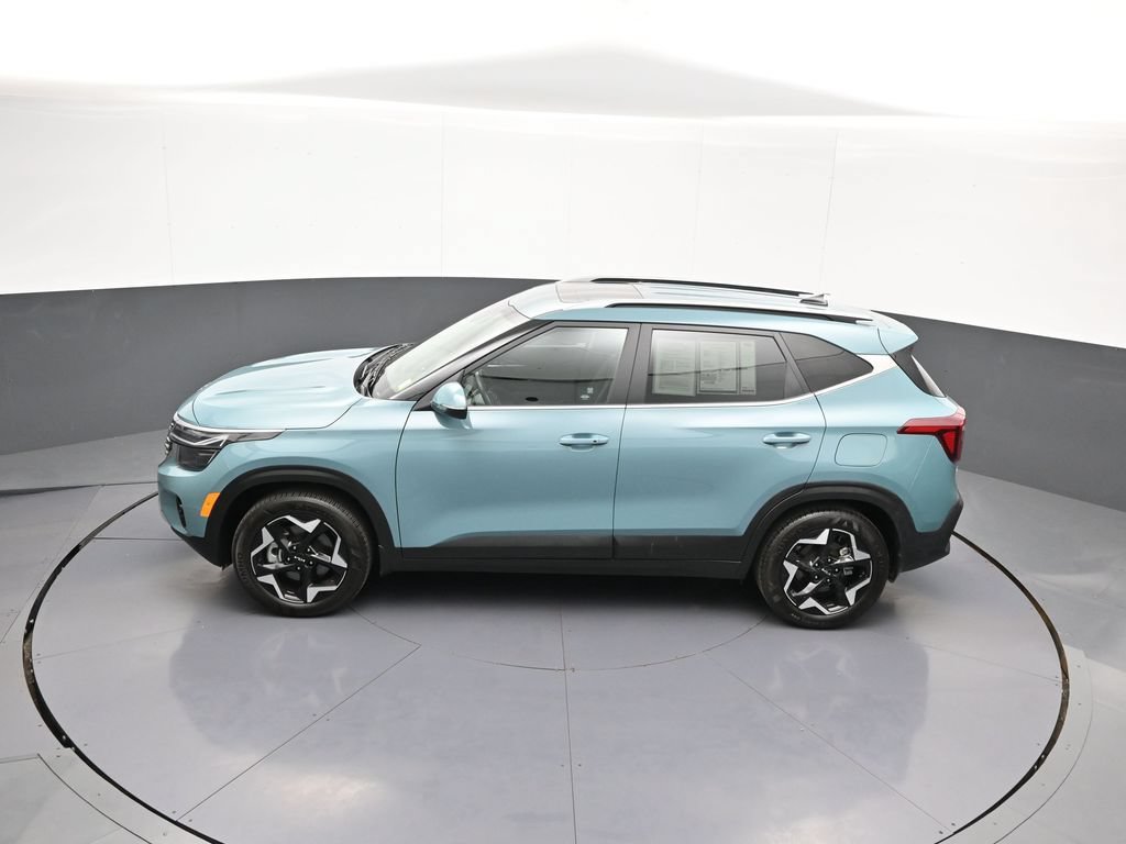 Certified 2025 Kia Seltos EX w/ EX Sunroof Package AWD/4WD image 42
