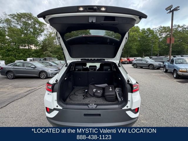 Certified 2023 Volkswagen ID.4 Pro AWD/4WD image 21