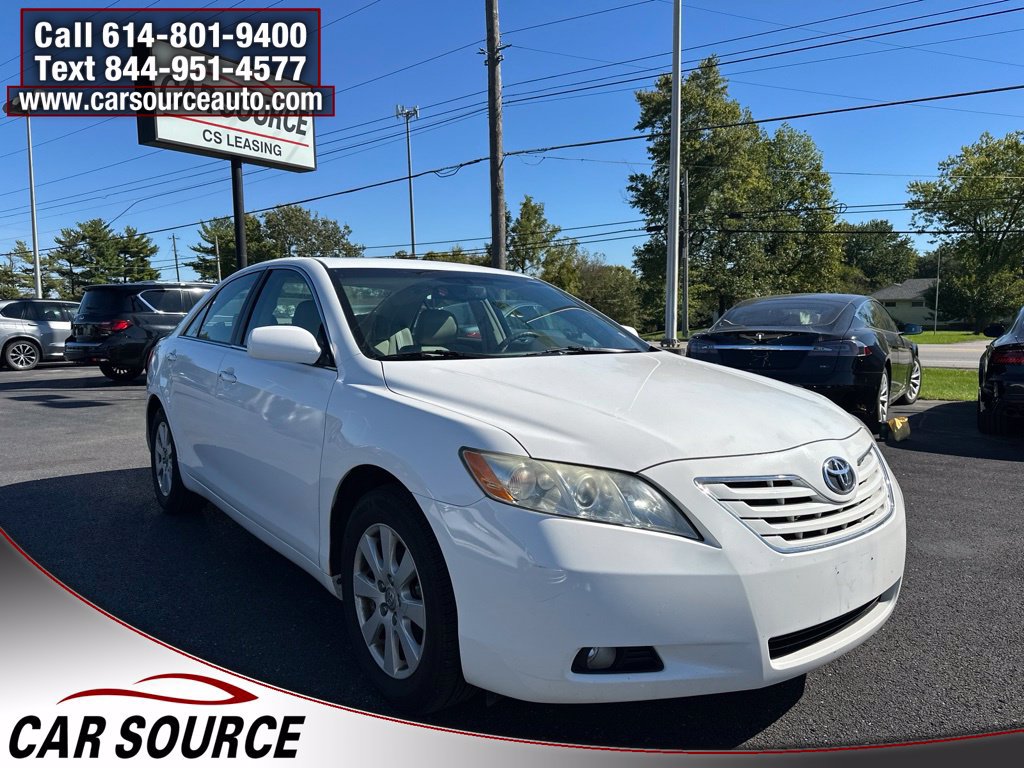 Used 2009 Toyota Camry XLE FWD image 2