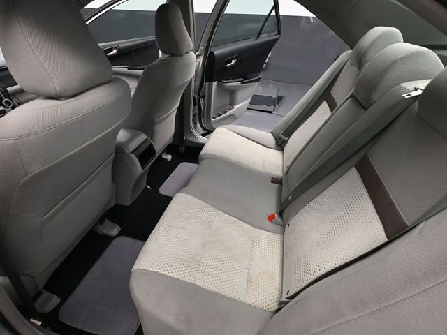 Used 2012 Toyota Camry LE FWD image 32
