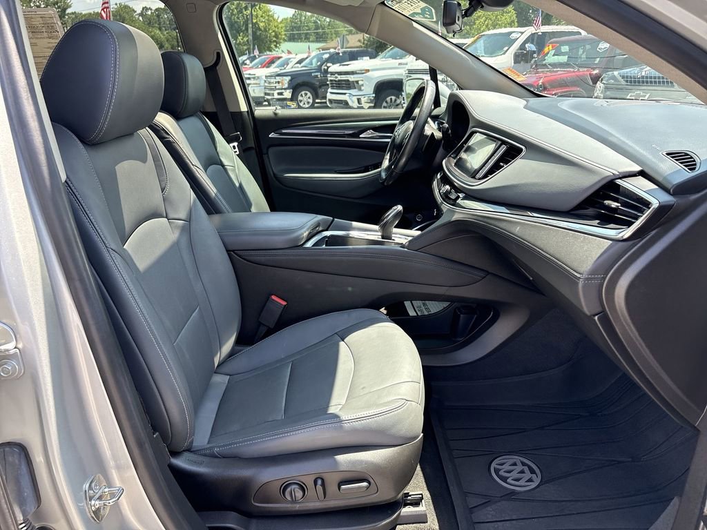 Used 2019 Buick Enclave Premium w/ Experience Buick Package image 31
