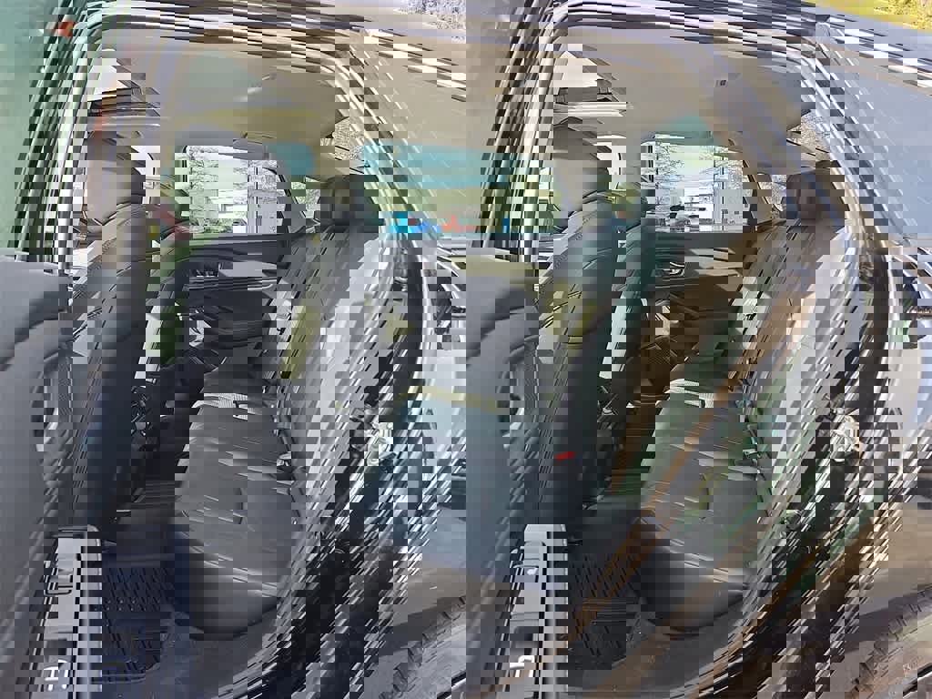 Used 2025 Honda Accord Touring image 9