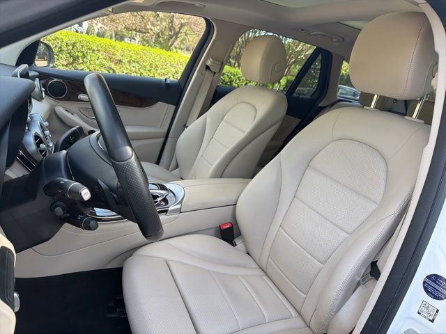 Used 2016 Mercedes-Benz GLC 300 4MATIC image 10