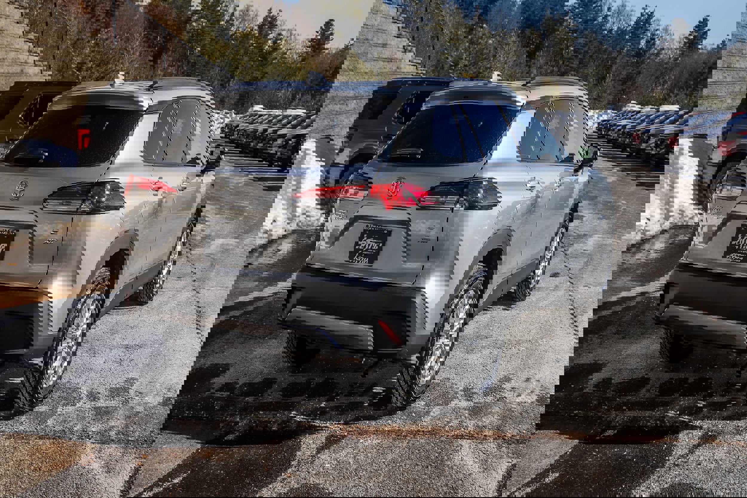 Certified 2023 Toyota Corolla Cross LE w/ Moonroof Package image 5