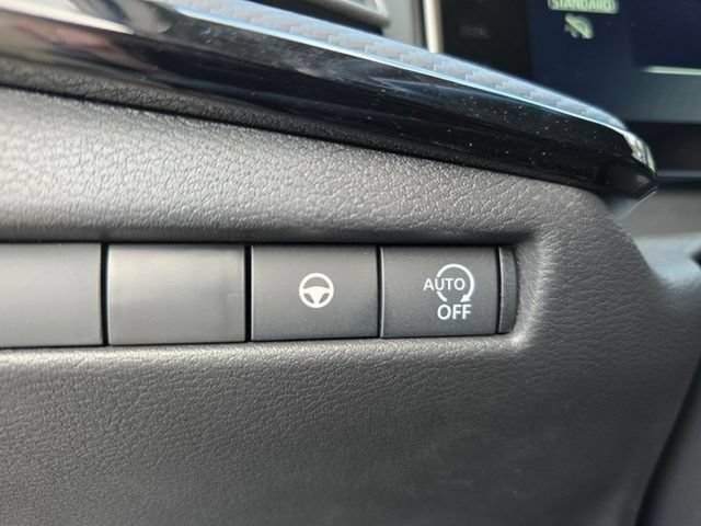 New 2026 Nissan Kicks SR w/ Cold Weather Package FWD image 24