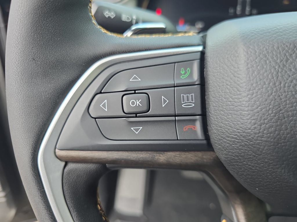 New 2026 Jeep Grand Cherokee Limited AWD/4WD image 17