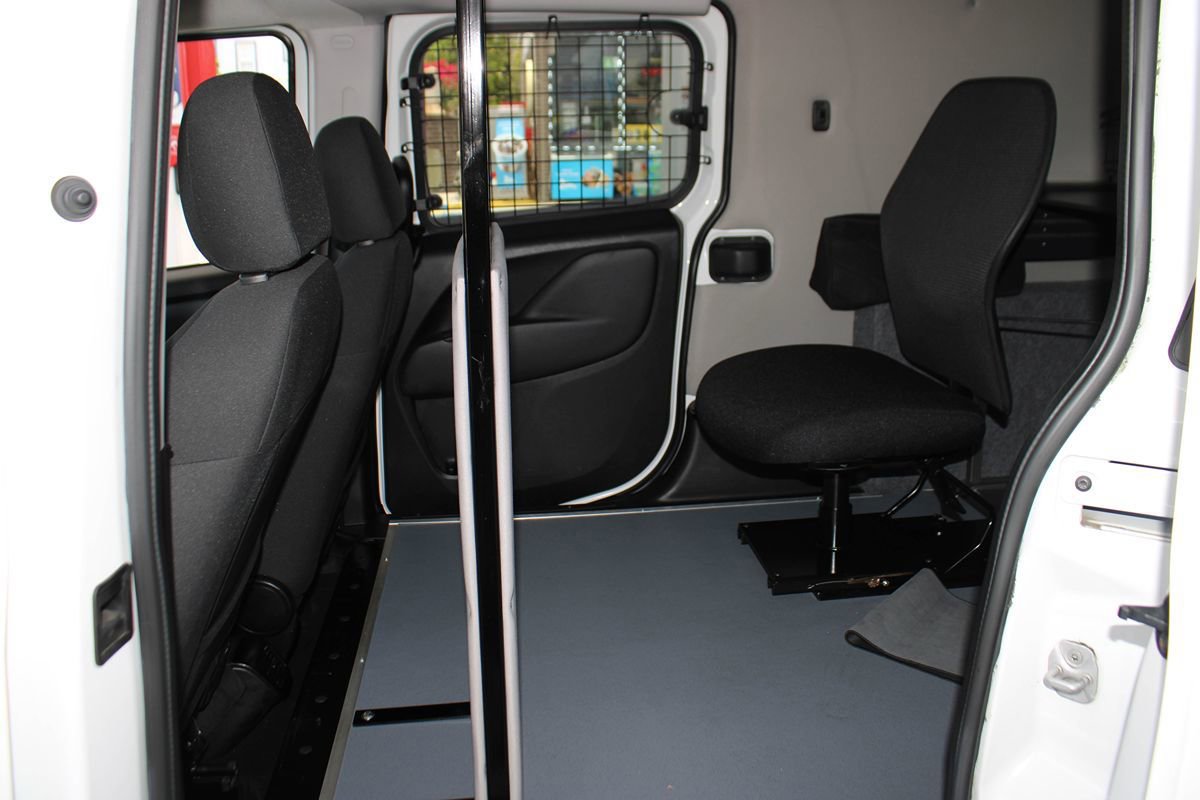 Used 2022 RAM ProMaster City Tradesman w/ Window Group 05 FWD image 13