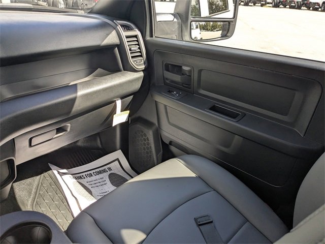 New 2026 RAM 3500 Tradesman w/ Chrome Appearance Group image 15