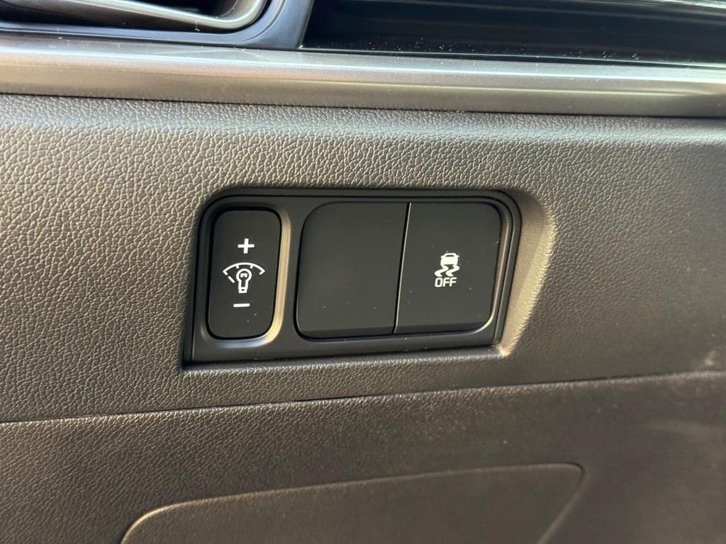 New 2026 Kia Sorento S w/ S Panoramic Sunroof Package image 23
