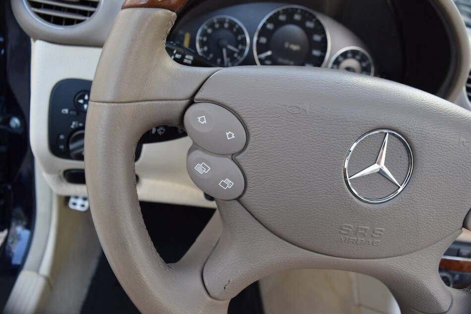 Used 2007 Mercedes-Benz CLK 350 Cabriolet image 73