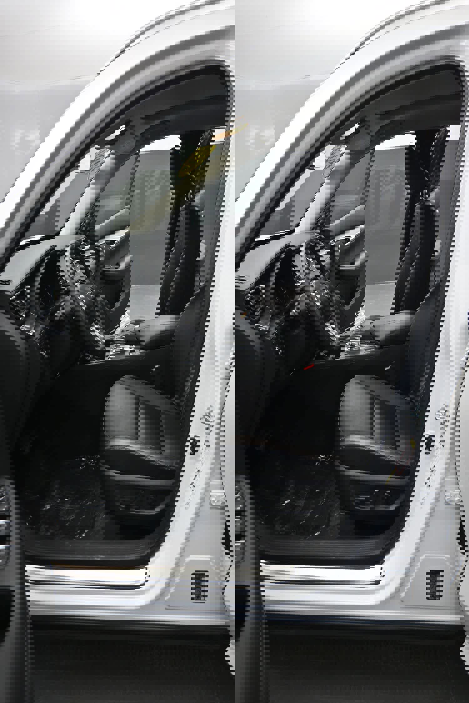 Used 2023 INFINITI QX50 Luxe image 13