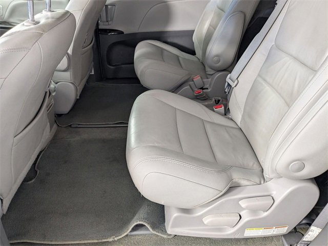 Used 2018 Toyota Sienna XLE w/ XLE Navigation Package image 27