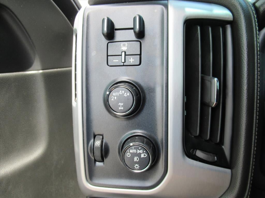 Used 2018 GMC Sierra 1500 SLT AWD/4WD image 24