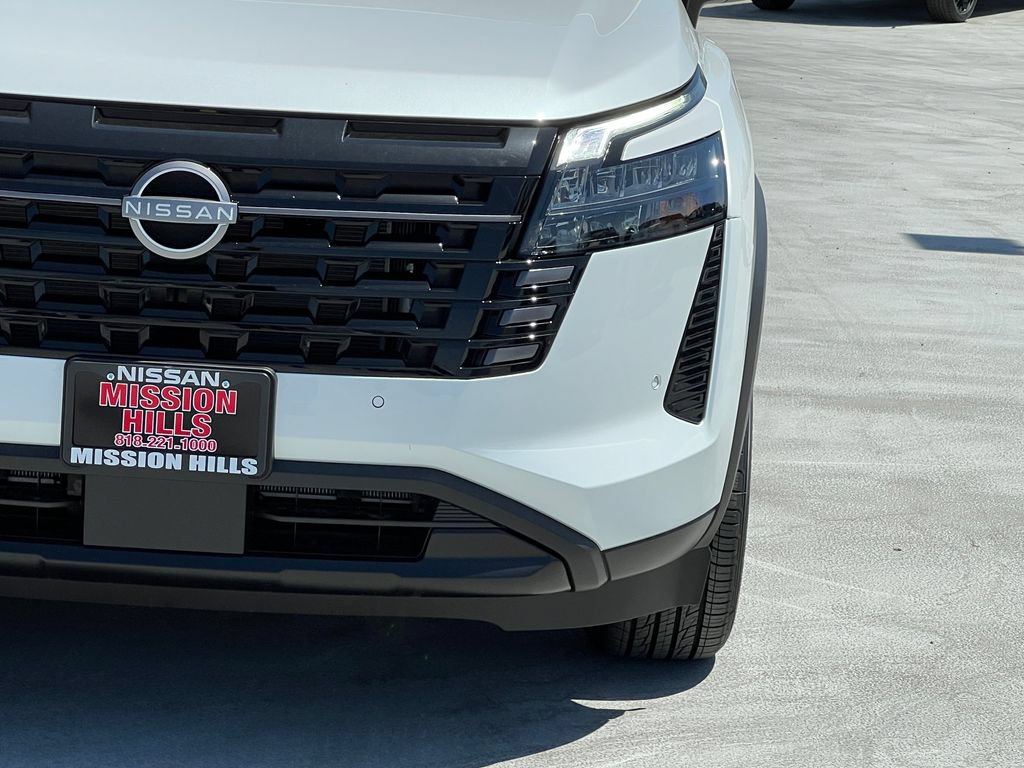 New 2026 Nissan Pathfinder SV FWD image 13