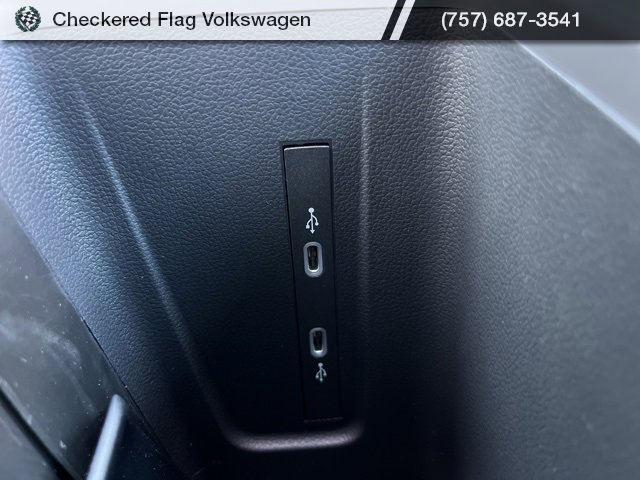 New 2026 Volkswagen Tiguan SE R-Line image 41