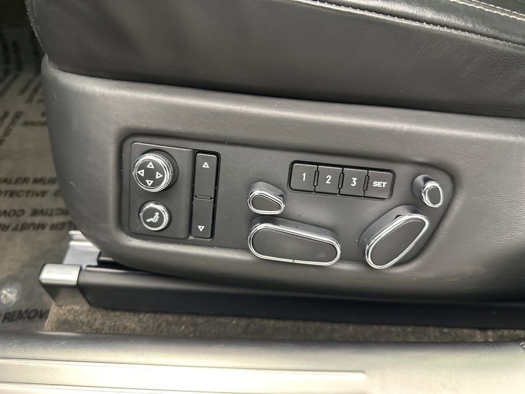 Used 2015 Bentley Flying Spur V8 image 19