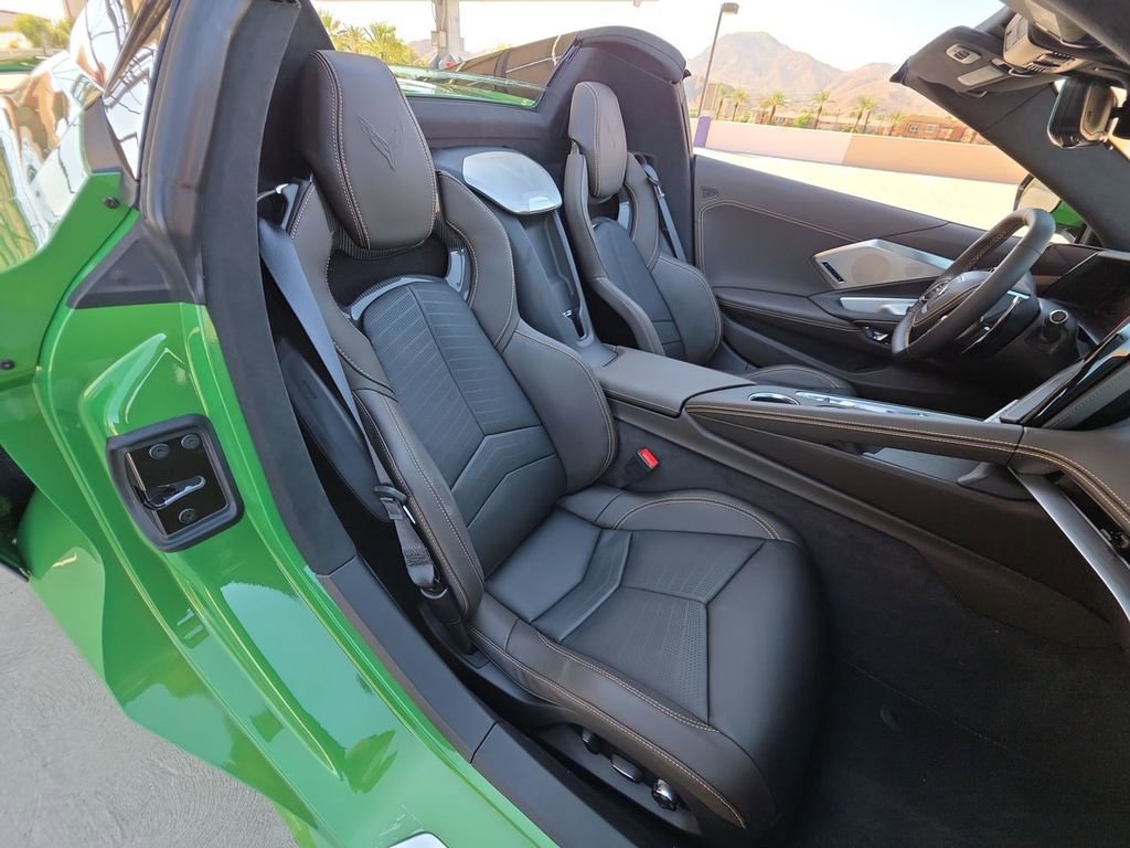 New 2026 Chevrolet Corvette Stingray Premium Conv w/ Z51 Performance Package image 29