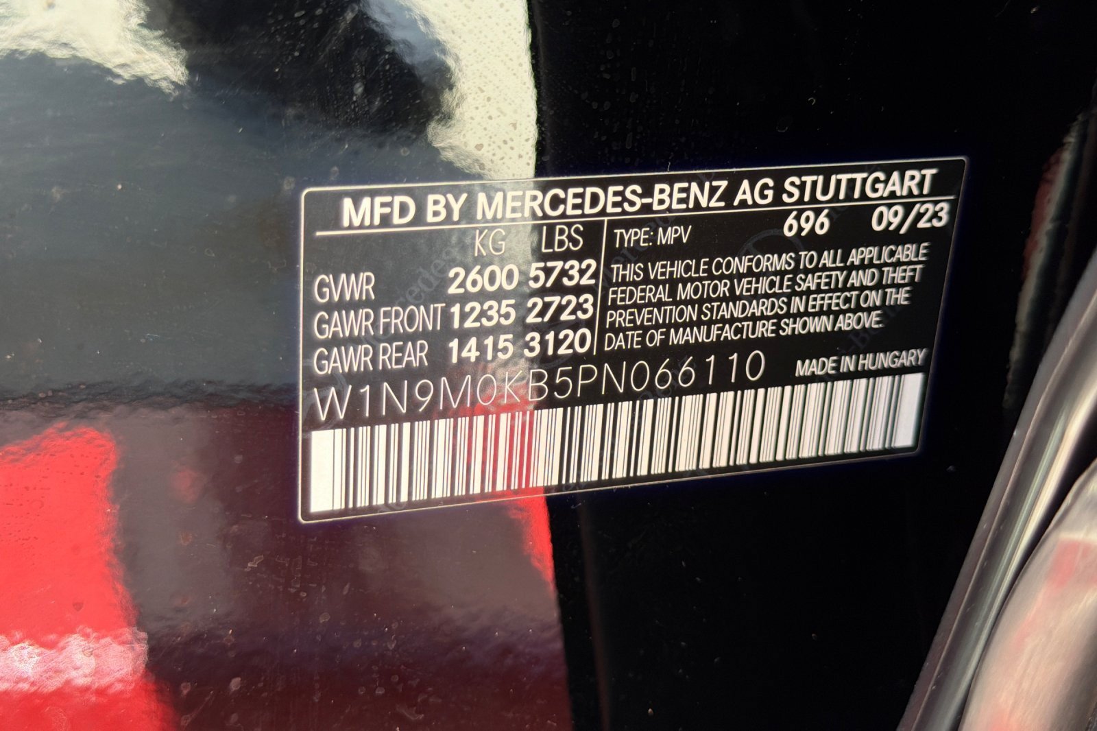 Used 2023 Mercedes-Benz EQB 300 4MATIC image 28