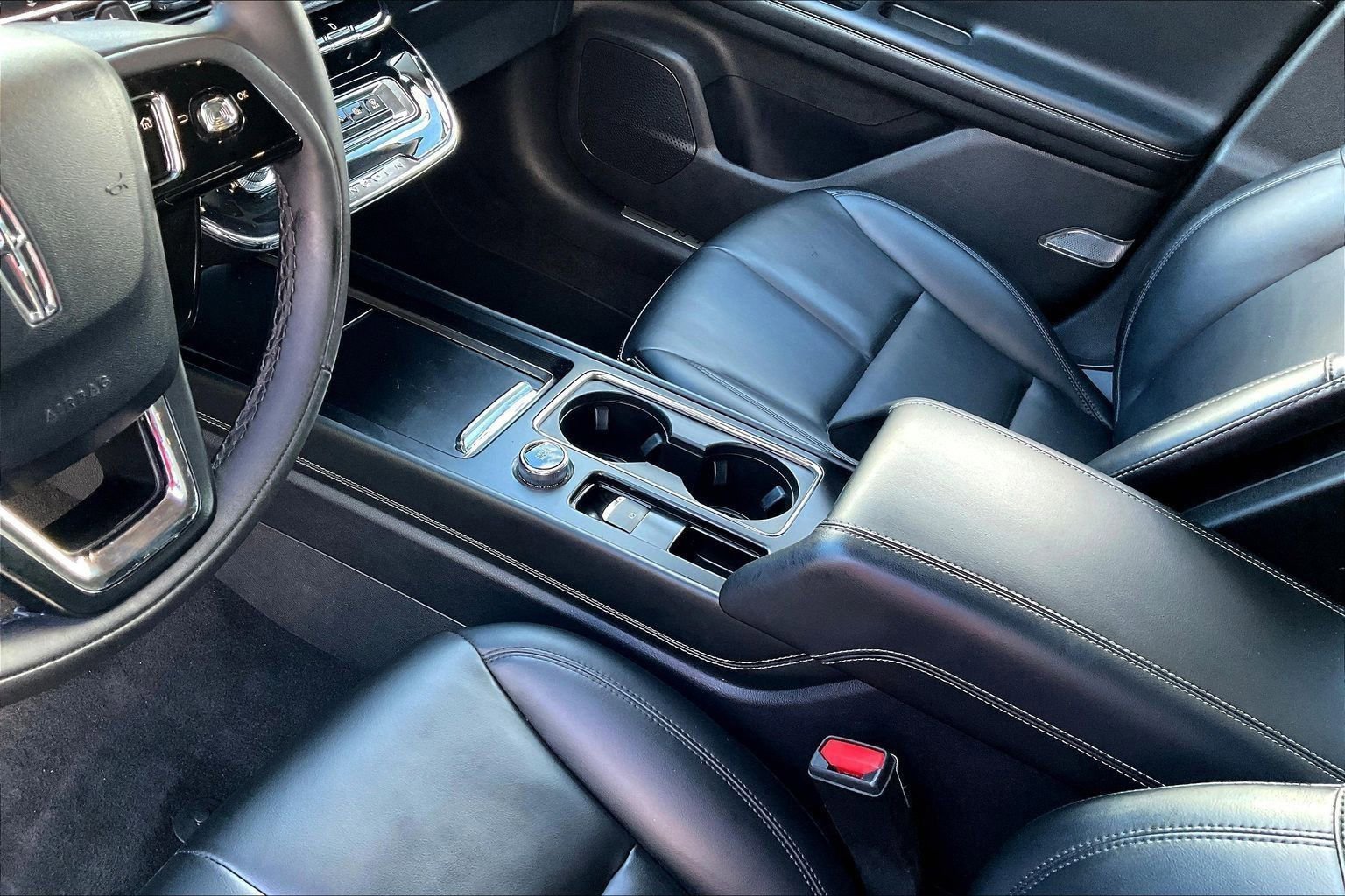 Used 2023 Lincoln Corsair AWD image 18