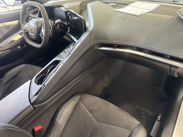 Used 2022 Chevrolet Corvette Stingray Preferred Cpe w/ Z51 Performance Package RWD image 37