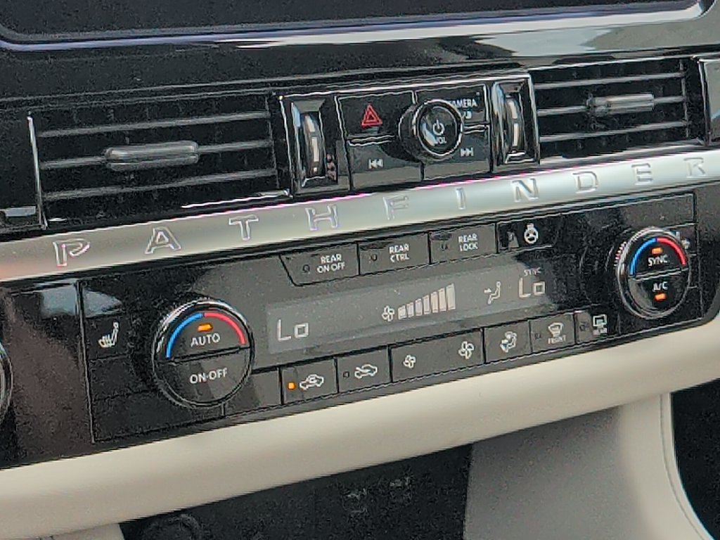 New 2026 Nissan Pathfinder SL FWD image 22