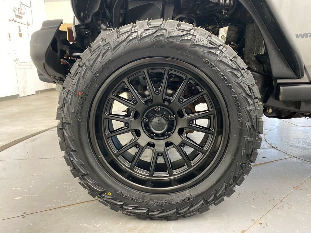 Used 2016 Jeep Wrangler Unlimited Sahara AWD/4WD image 10