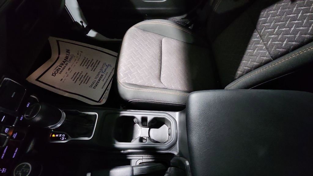 Used 2025 Jeep Gladiator Mojave image 24